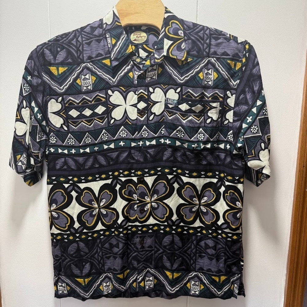 Tommy Bahama Mens Medium Purple Geometric Floral Tribal Rayon Camp Shirt Vintage